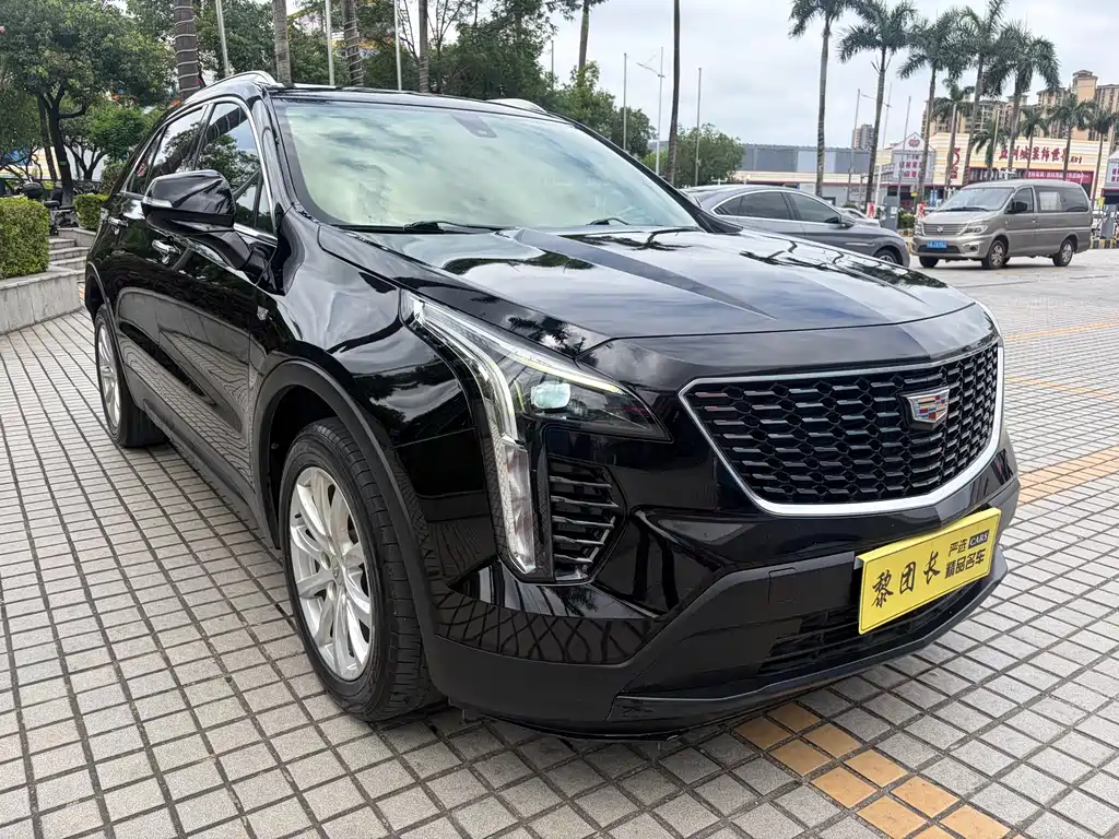 Cadillac XT4 2021 28T FWD Luxury