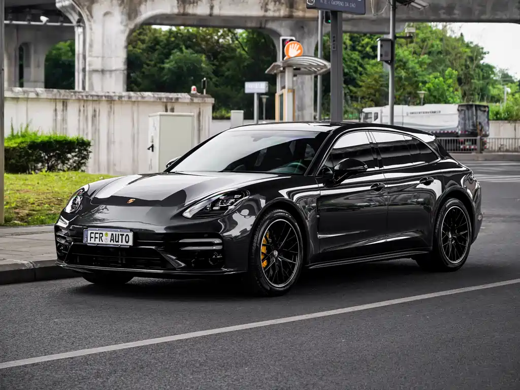 Porsche Panamera 4 Sport Turismo 3.0T
