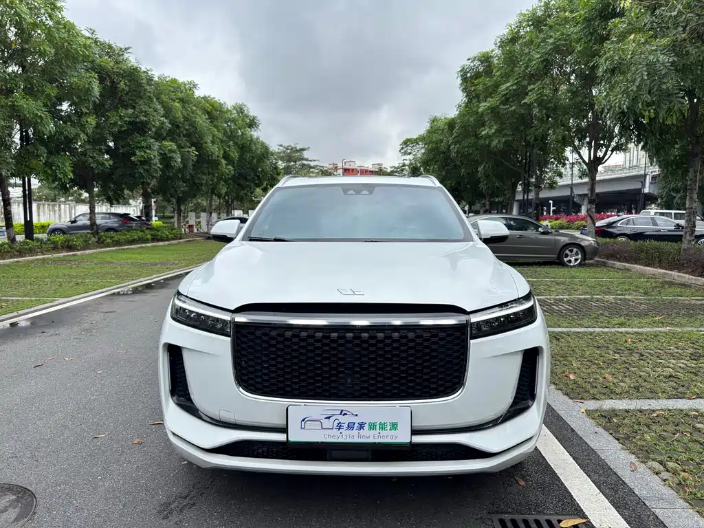 Li Auto ONE