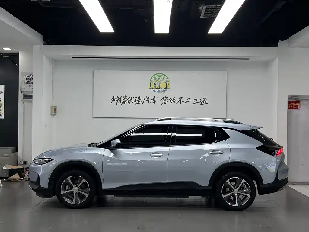Chevrolet Menlo 2022 Nebula Edition