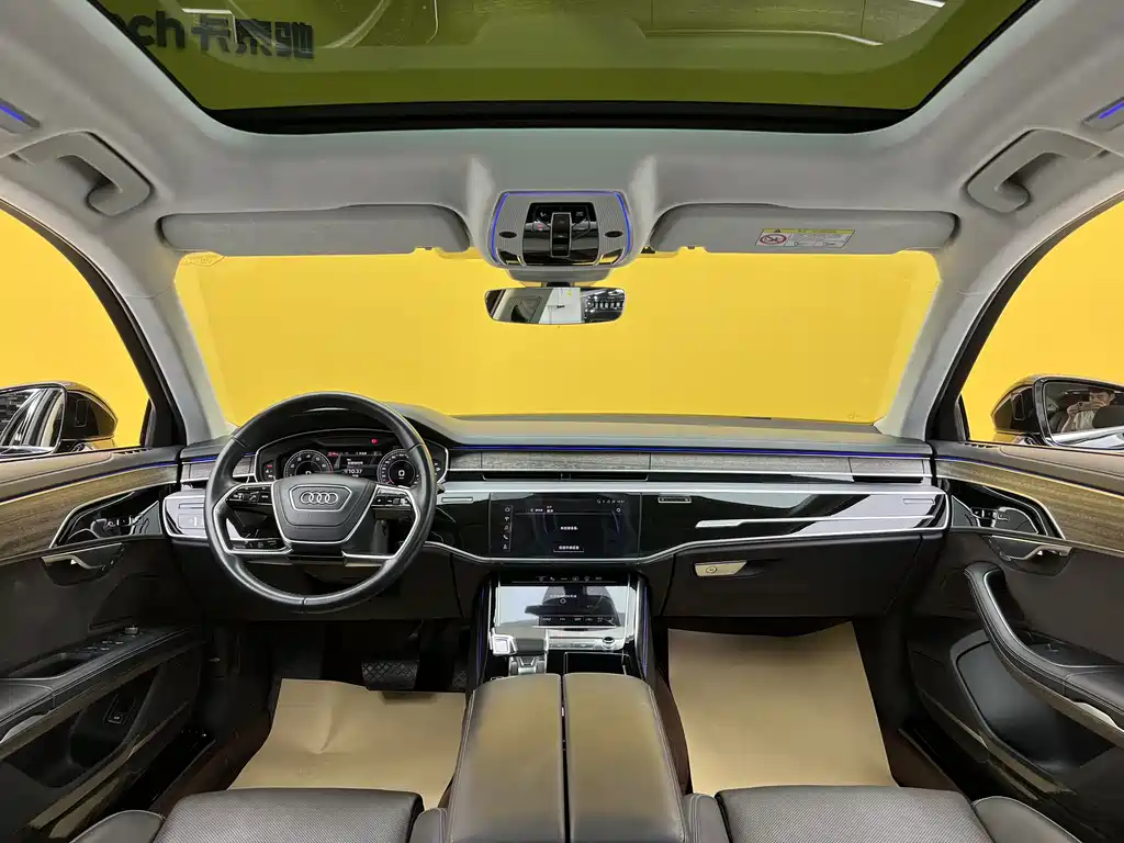 Audi A8L 2024 55 TFSI quattro Flagship