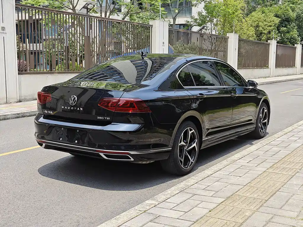 Magotan 2026 30 Million Edition 380TSI DSG Luxury
