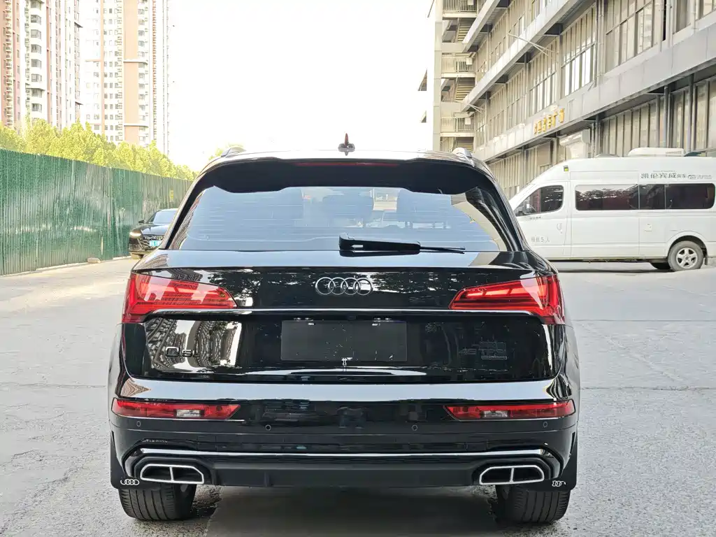 Audi Q5L 2023 40T Premium Dynamic
