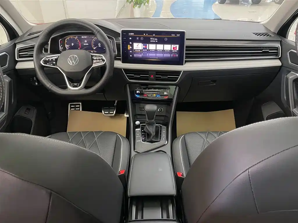 Volkswagen Tiguan L 2022 330TSI Automatic FWD R-Line Yue Xiang Edition