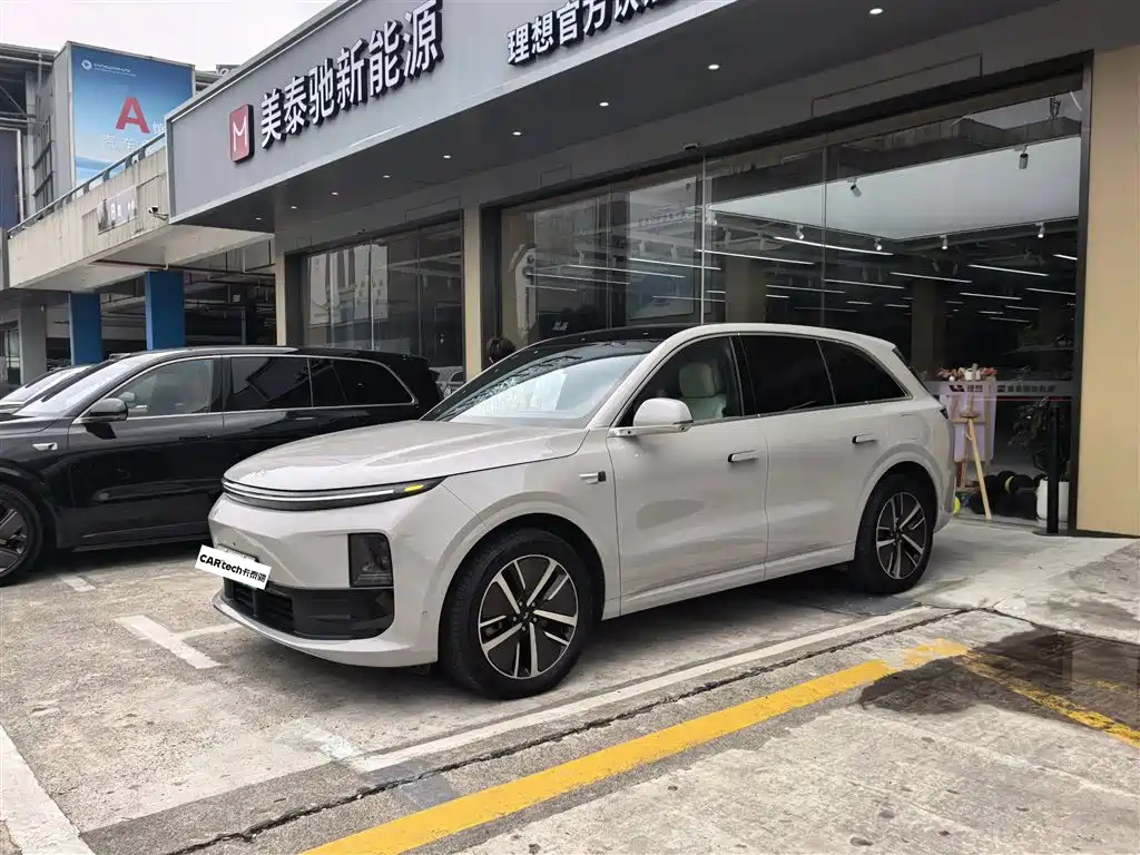 Li Auto L6 2024 Pro