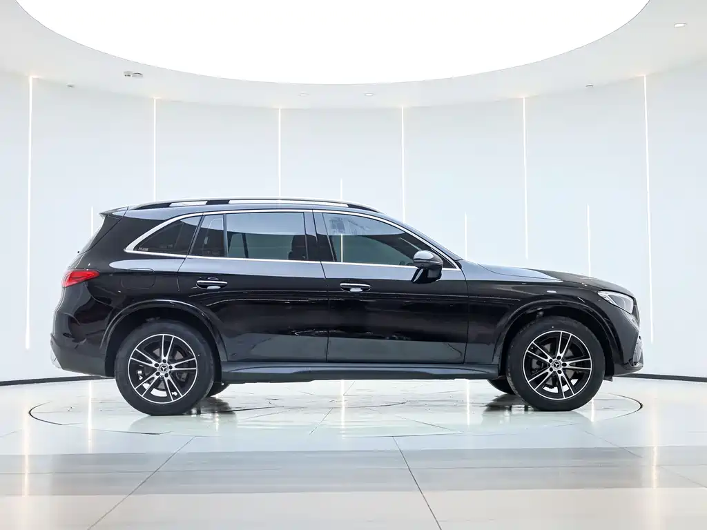 Mercedes-Benz GLC 260 L 4MATIC Luxury