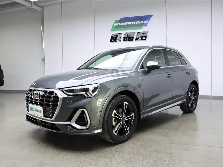Audi Q3 2022 45 TFSI quattro Fashion Dynamic