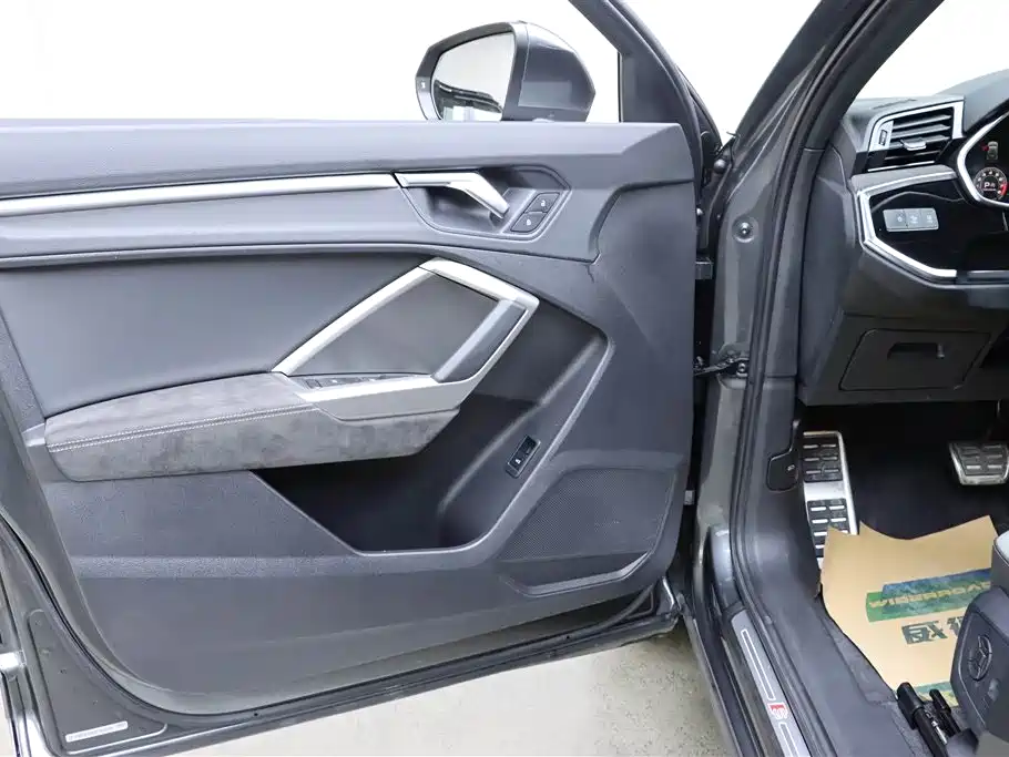 Audi Q3 2022 45 TFSI quattro Fashion Dynamic