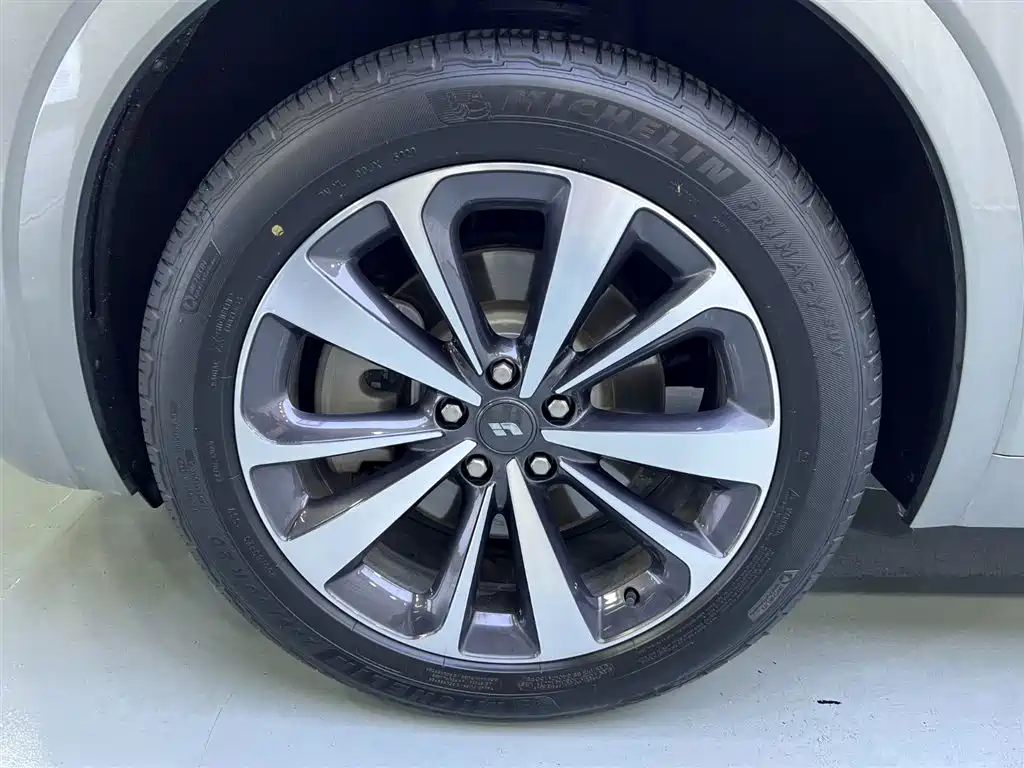 Li Auto ONE 2020 EREV 6-Seater