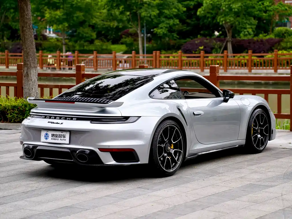 Porsche 911 2022 Turbo S 3.7T