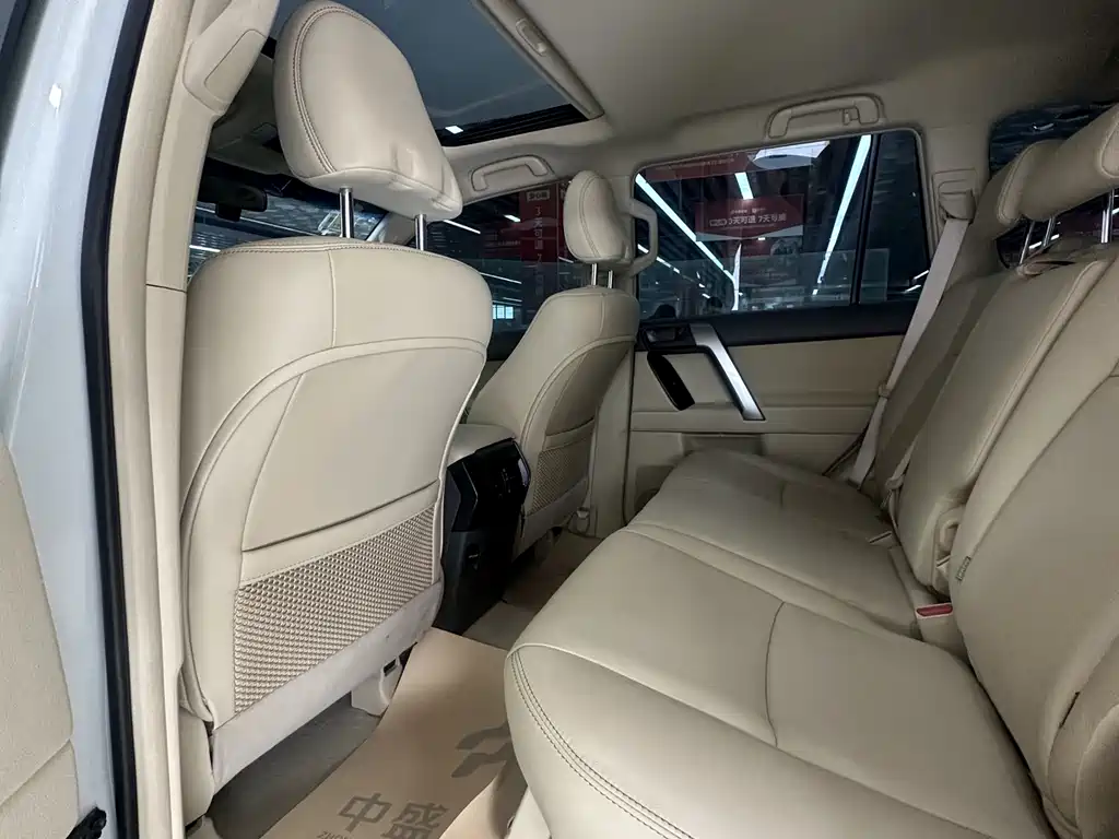 Toyota Prado 2016 2.7L Automatic Standard Edition