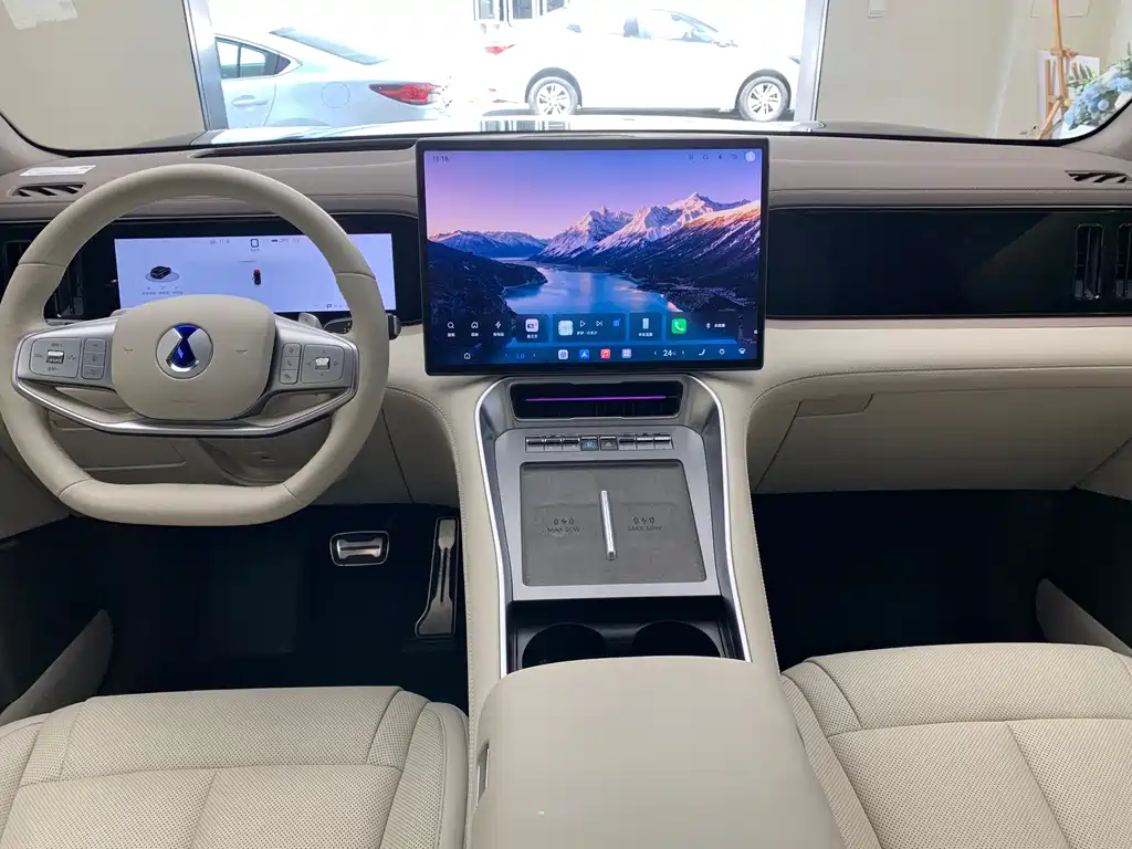 Denza N8L 2025 Flagship