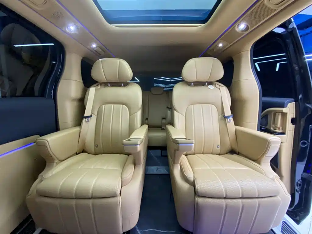 Voyah Dreamer 2025 PHEV AWD Premium Kunpeng Edition