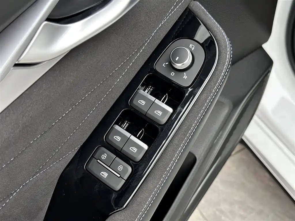 Geely Xingrui 2026 2.0TD Dongfang Yao Lanxing Edition