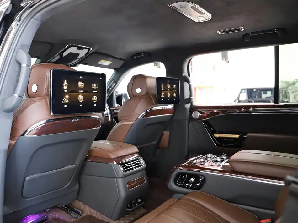 Hongqi Jin Kuihua Guoyao 2022 4.0T Zunjue Flagship Edition 4-Seater