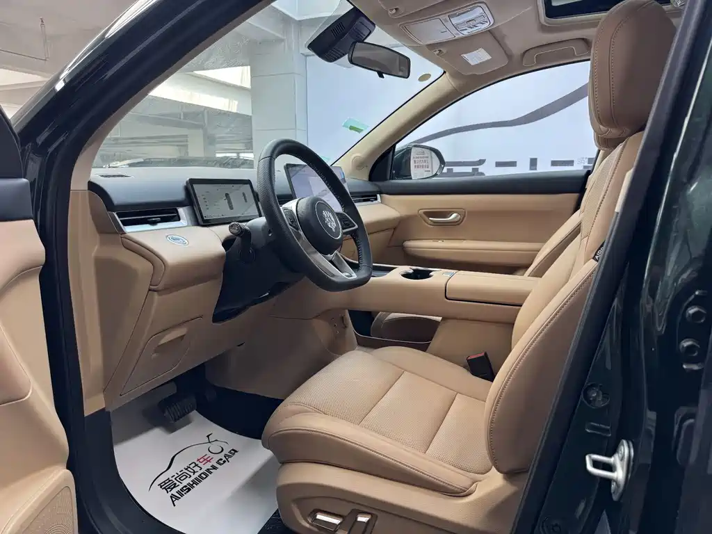 Lan Dian E5 PLUS 2025 165km Long Range Priority Edition 5-Seater