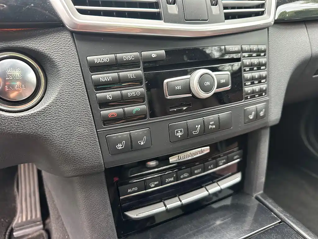 Mercedes-Benz E-Class 2012 E 300 L Fashion