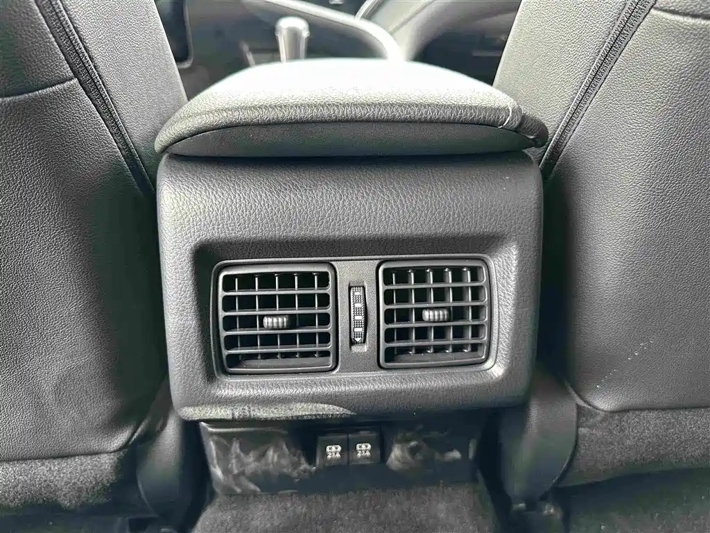 Camry 2019 2.5S Fengshang Edition China VI