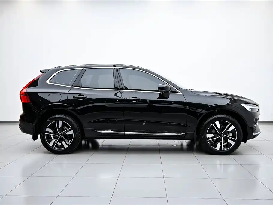 Volvo XC60 2026 B5 AWD Inscription