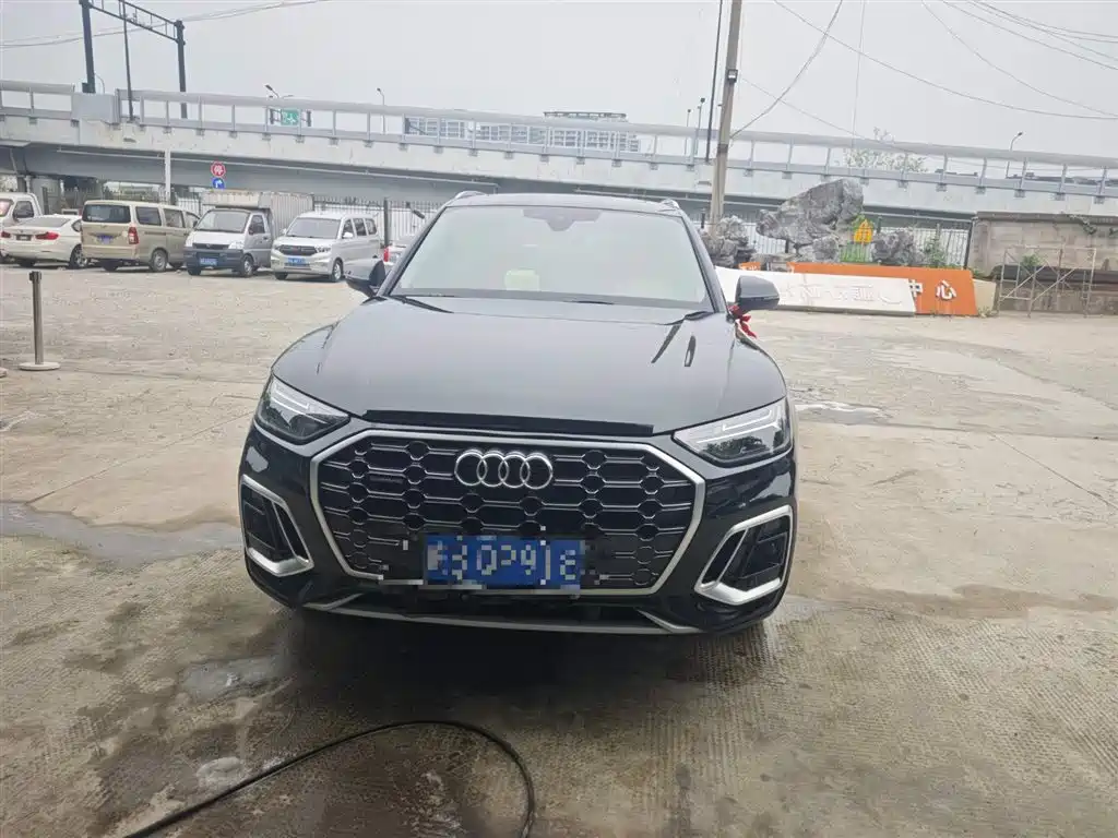 Audi Q5L 2022 Facelift 40T Luxury Dynamic Edition