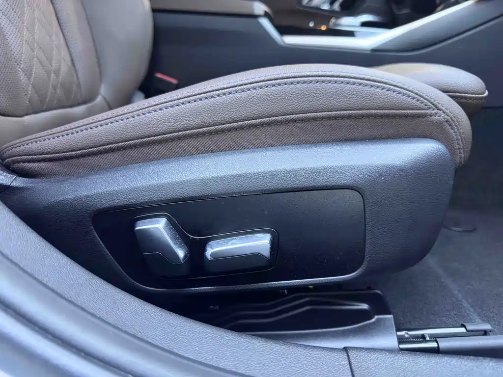 BMW 3 Series 2023 320Li M Sport Package