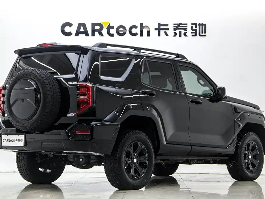 Tank 400 NEV 2026 Hi4-T Smart Edition