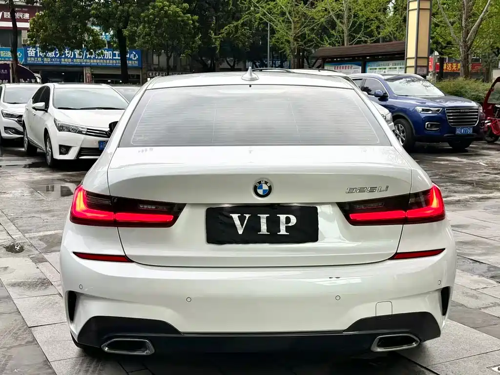 BMW 3 Series 2022 325Li M Sport Package