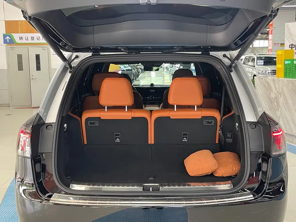 AITO M9 2024 EREV Max 52kWh 6-Seater