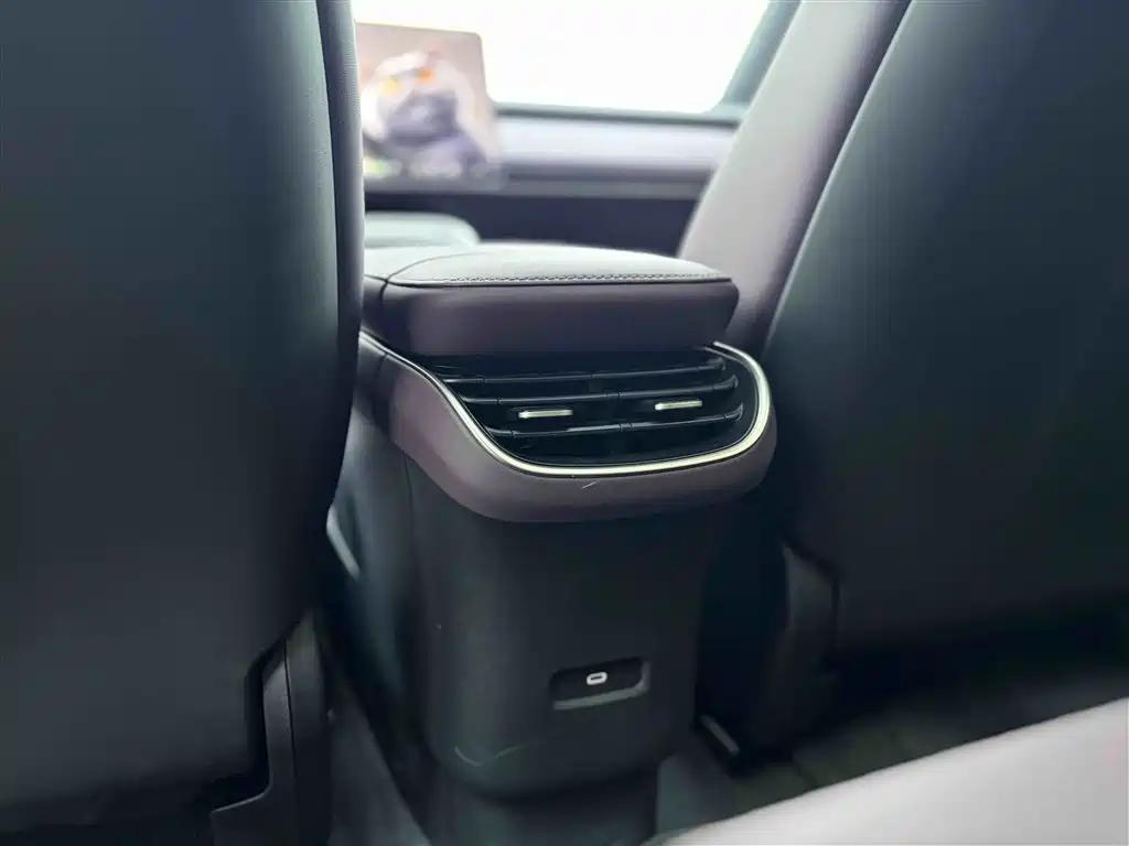 NIO ET5T 2025 75kWh Touring