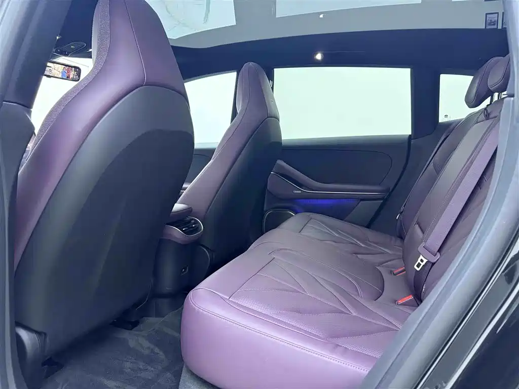 NIO ET5T 2025 75kWh Touring