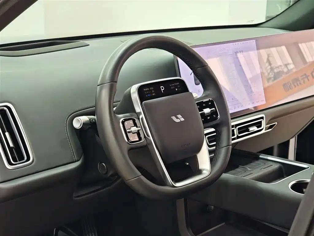 Li Auto L6 2024 Pro