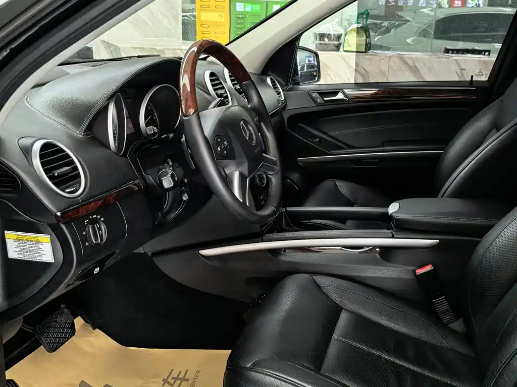 Mercedes-Benz GL-Class 2012 GL 550 US Spec