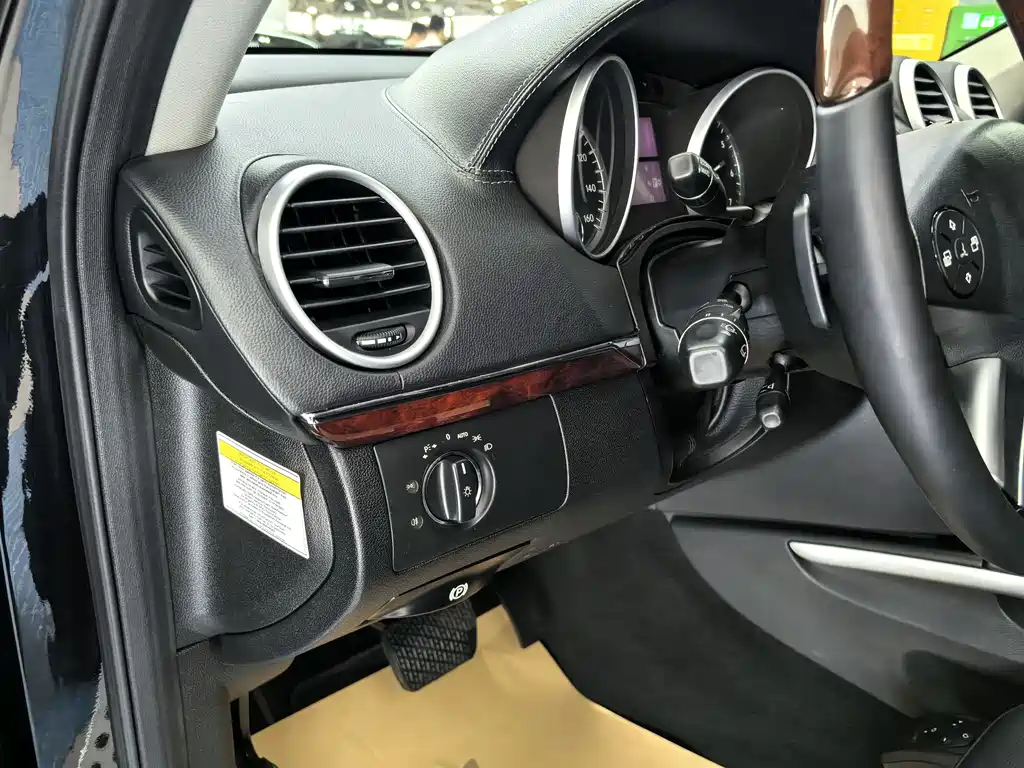 Mercedes-Benz GL-Class 2012 GL 550 US Spec