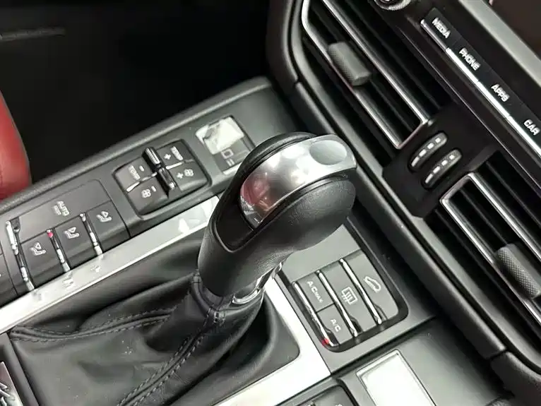 Porsche Macan S 3.0T (2020 Model)