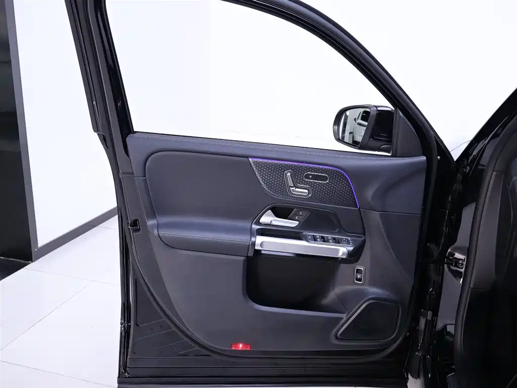 Mercedes-Benz GLB 2024 Facelift GLB 220 Fashion Edition