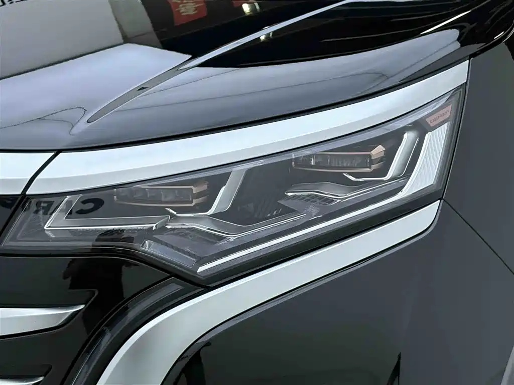 Denza D9 2022 DM-i 970 AWD Flagship