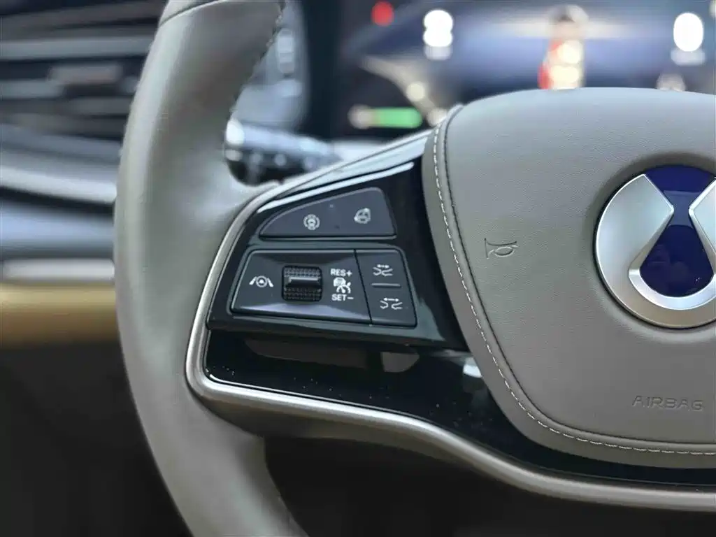 Denza D9 2022 DM-i 970 AWD Flagship