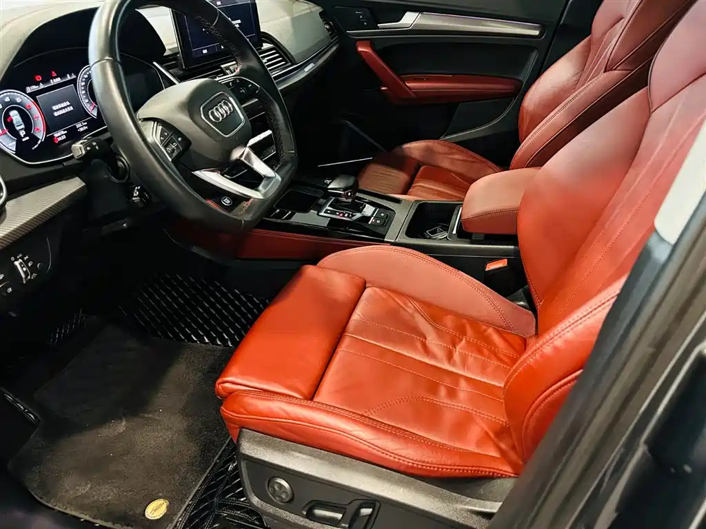 Audi Q5L 2021 40 TFSI Jinxiang Rensheng Edition