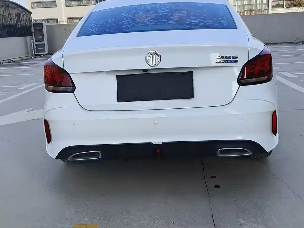 MG5 2021 180DVVT CVT Youth Fashion Edition