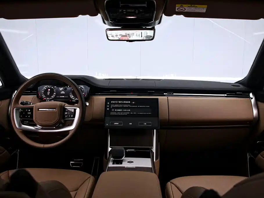Range Rover 2025 3.0 L6 400PS Autobiography LWB
