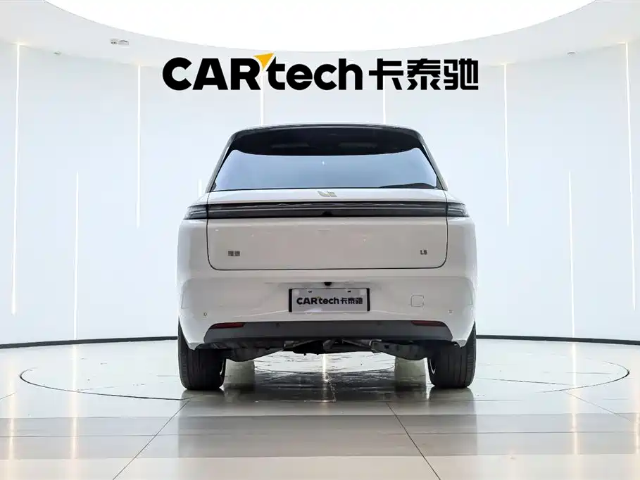 Li Auto L8 2025 Max Intelligent Refresh Edition