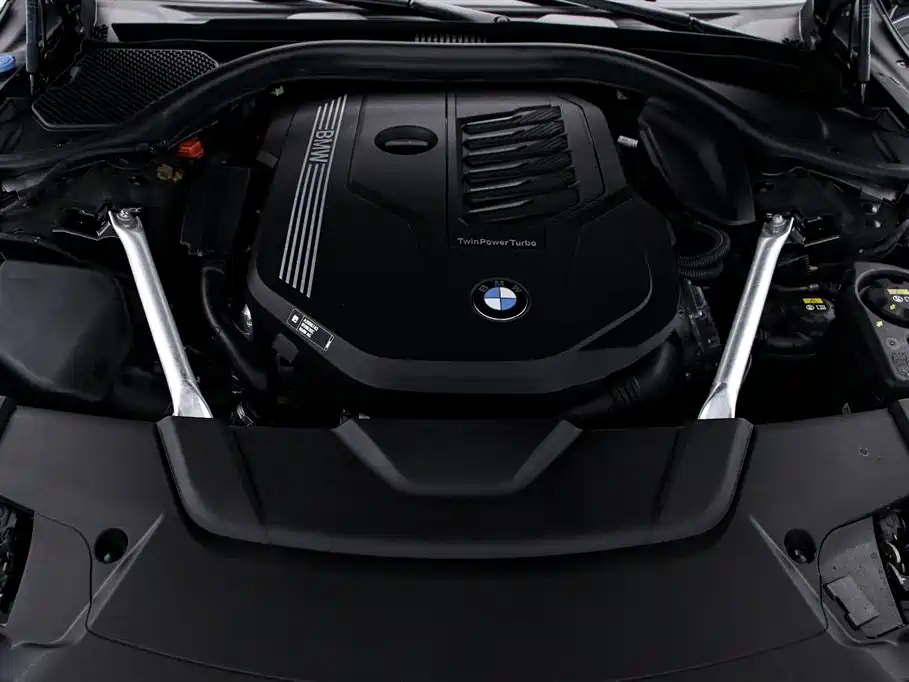 BMW 7 Series 2021 740Li Leading M Sport Package