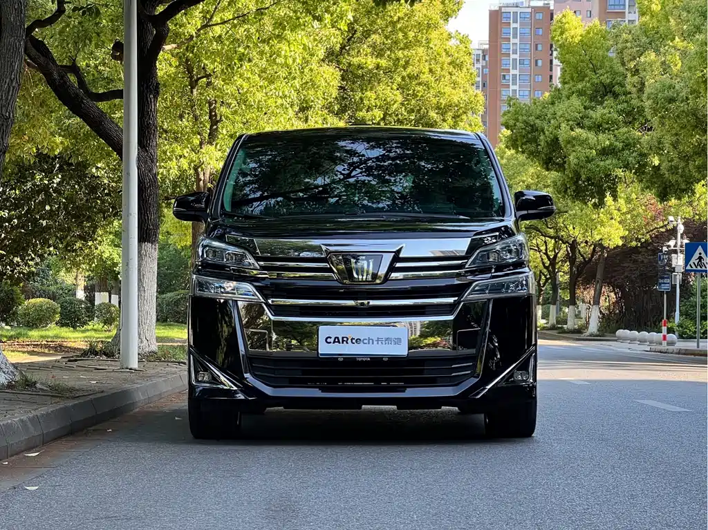 Toyota Vellfire 2019 Hybrid 2.5L HV Premium Edition