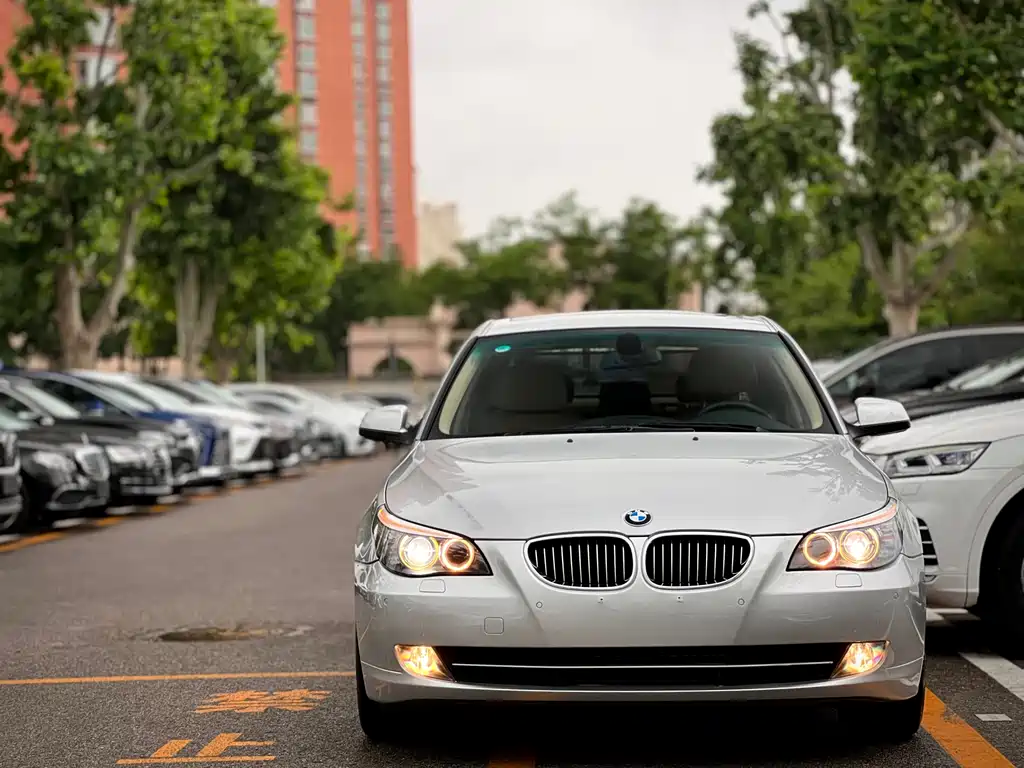 BMW 5 Series 2008 523Li Luxury