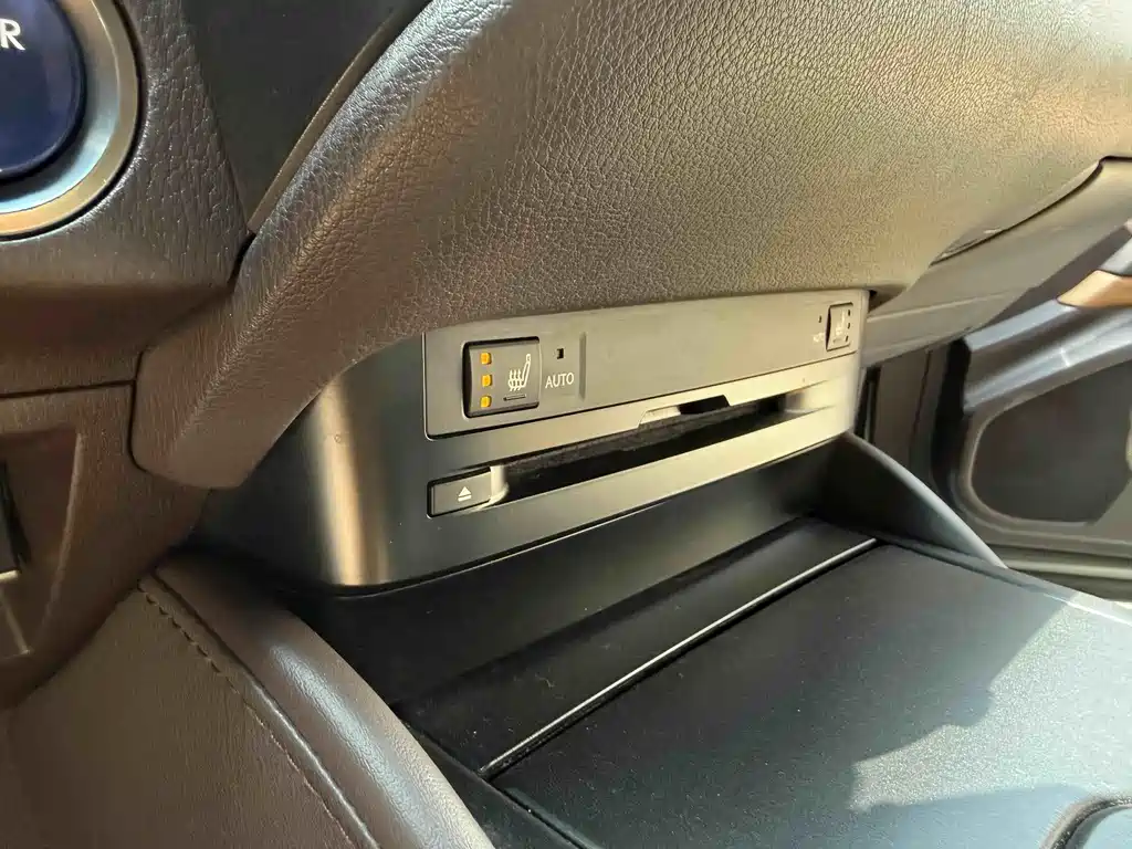 Lexus ES 300h 2018