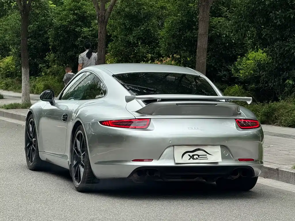 Porsche 911 2015 Carrera 3.4L Style Edition