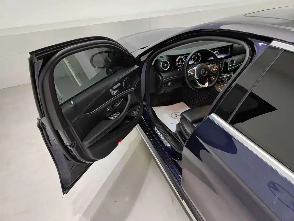 Mercedes-Benz E-Class 2019 E 260 L Sport
