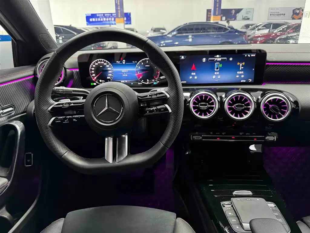 Mercedes-Benz A-Class 2024 A 200 L Fashion Edition