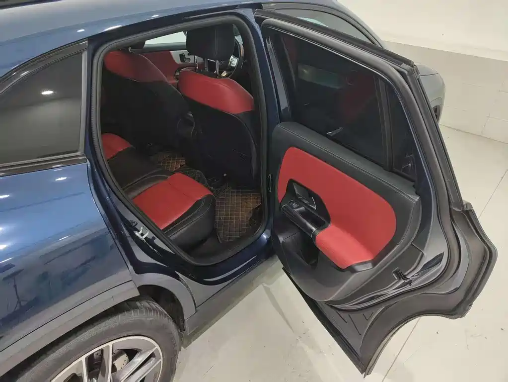 Mercedes-AMG GLA 35 4MATIC 2021