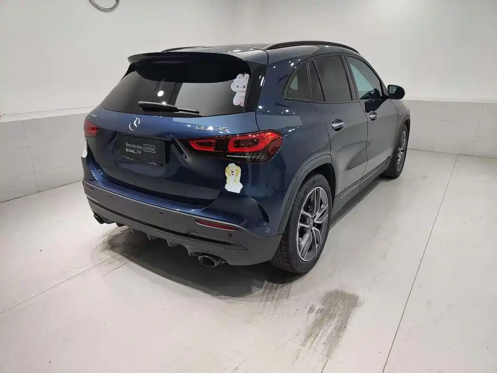 Mercedes-AMG GLA 35 4MATIC 2021